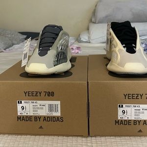 Yeezy 700 V3